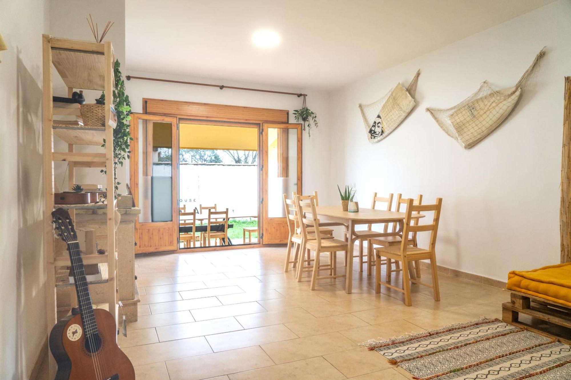 Namawa Surfhouse Hostel Chiclana de la Frontera Εξωτερικό φωτογραφία