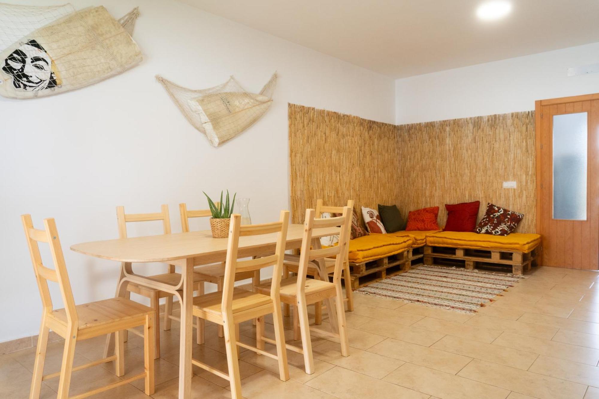 Namawa Surfhouse Hostel Chiclana de la Frontera Εξωτερικό φωτογραφία